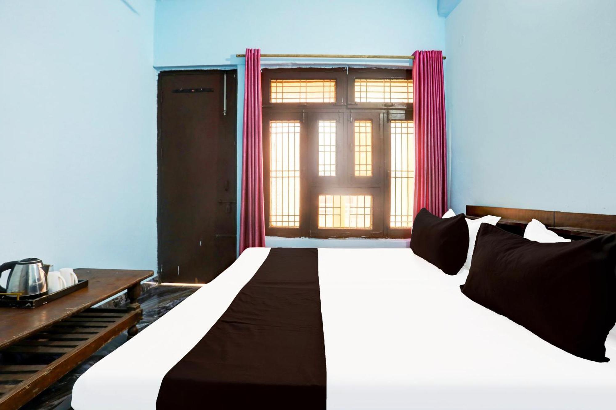 Spot On New Diamond Guest House Rudrapur Exterior foto