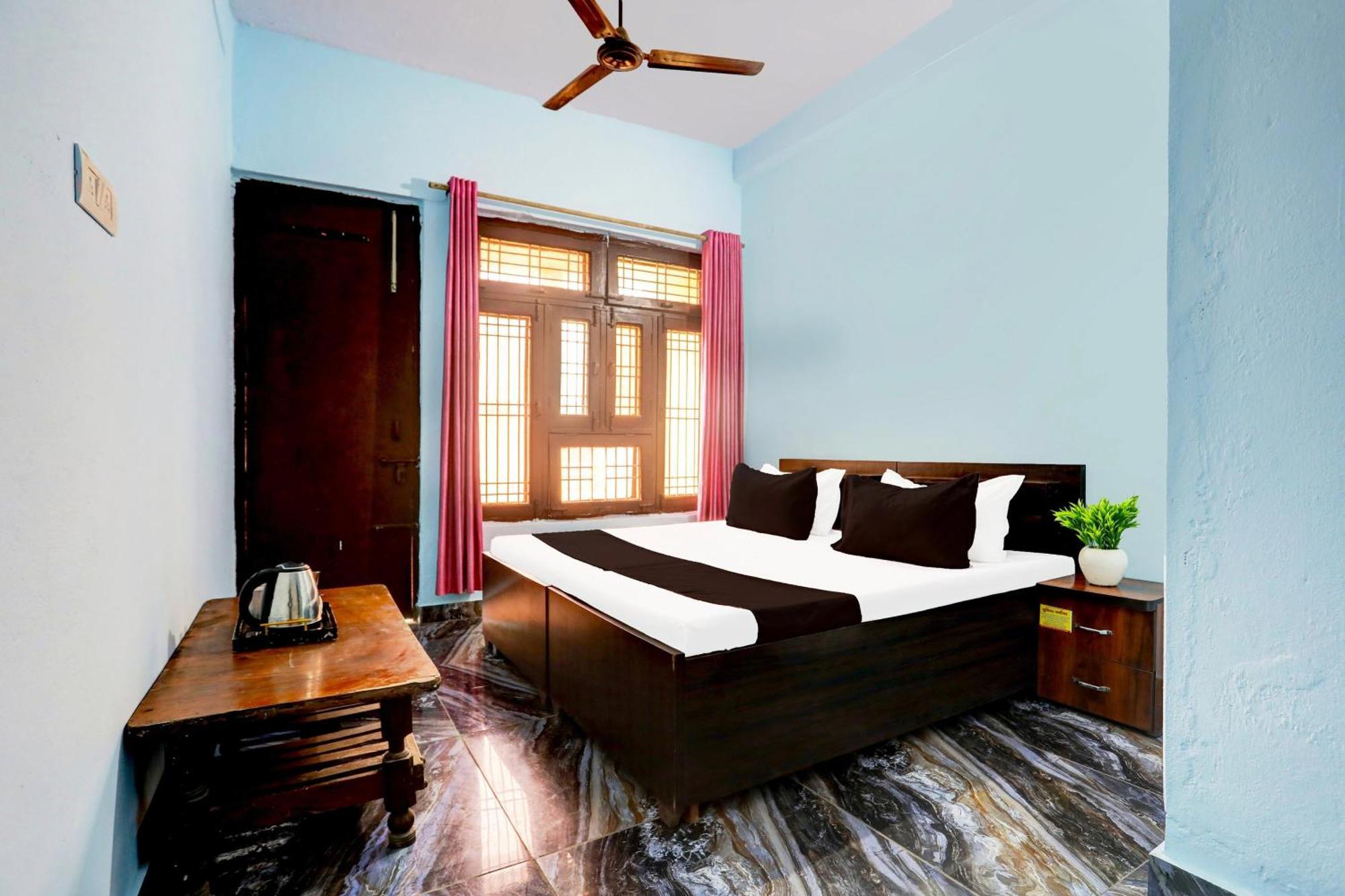 Spot On New Diamond Guest House Rudrapur Exterior foto